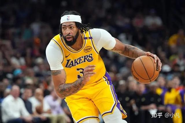 广西梧州半程马拉松火热开赛 万名跑者竞速“岭南古郡”